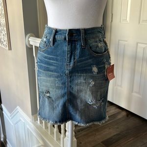 Ladies denim mini skirt NWT